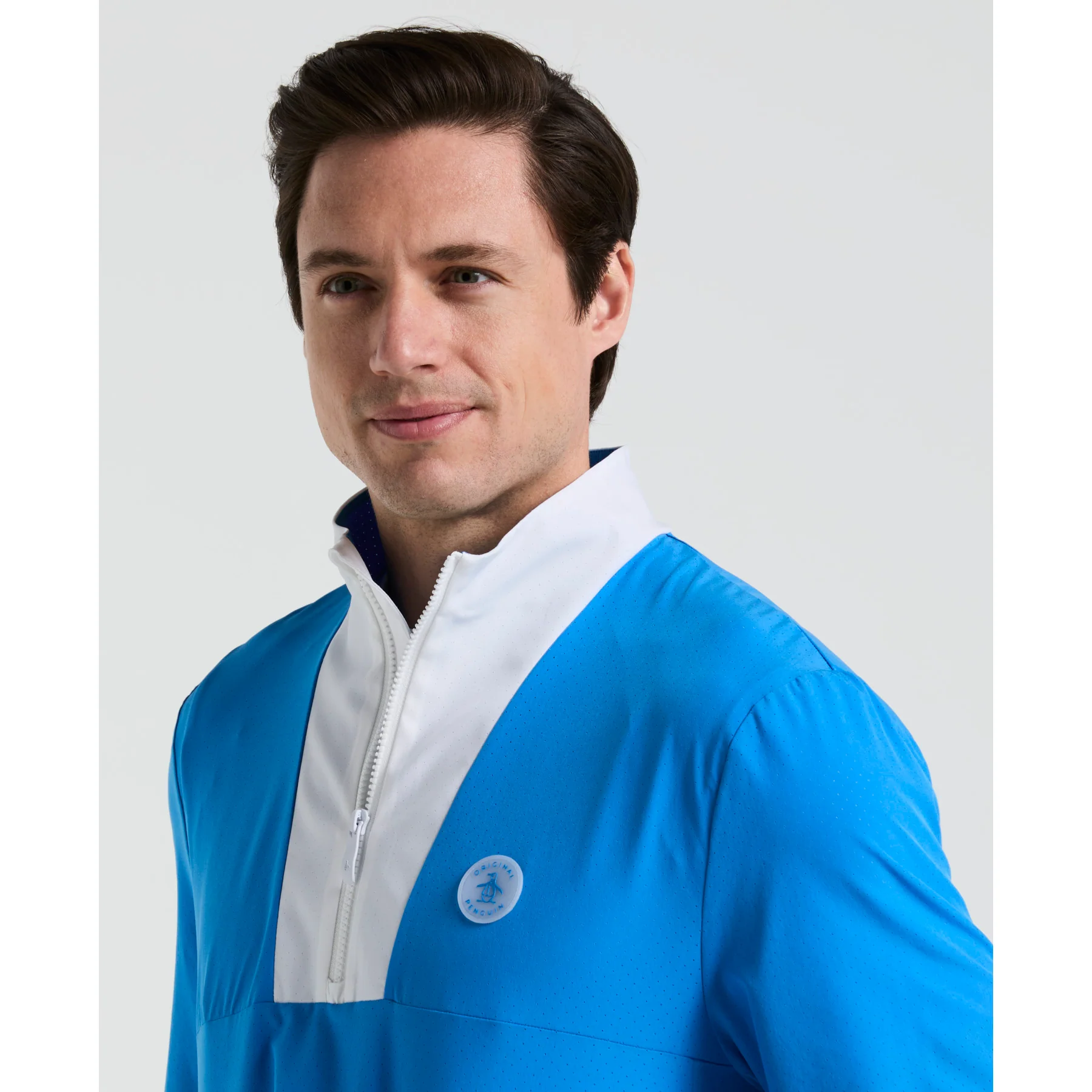 Lightweight 1/4 Zip Colour Block Golf Pullover In French Blue - Image 3