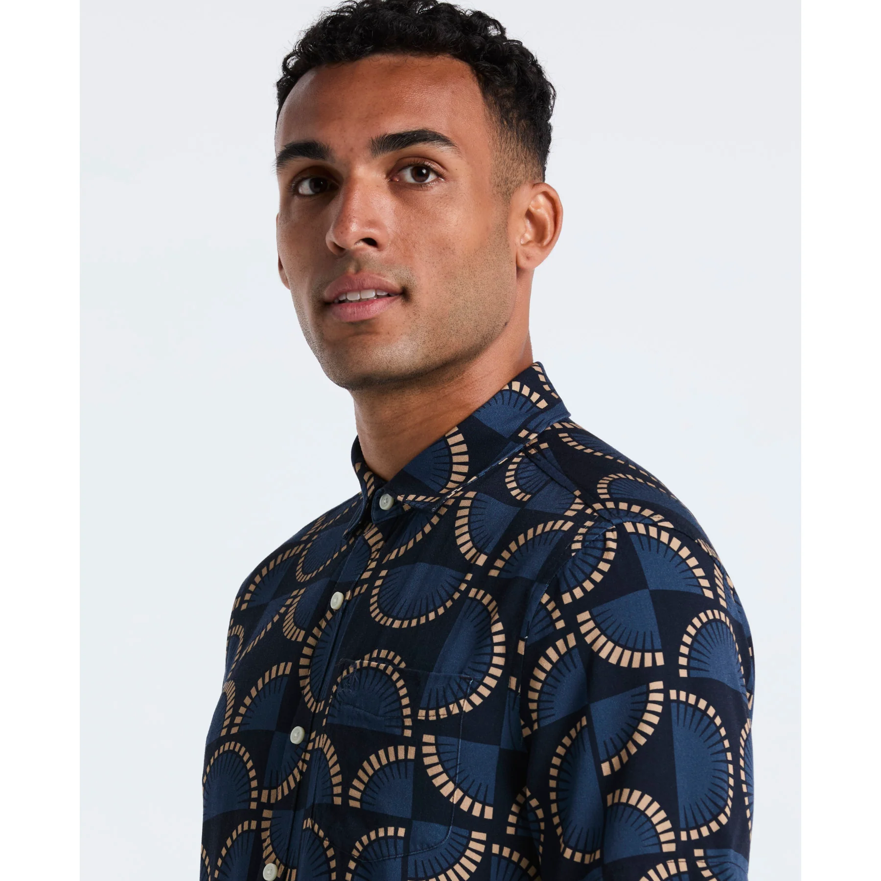 Fan Print Short Sleeve Shirt In Dark Sapphire - Image 3