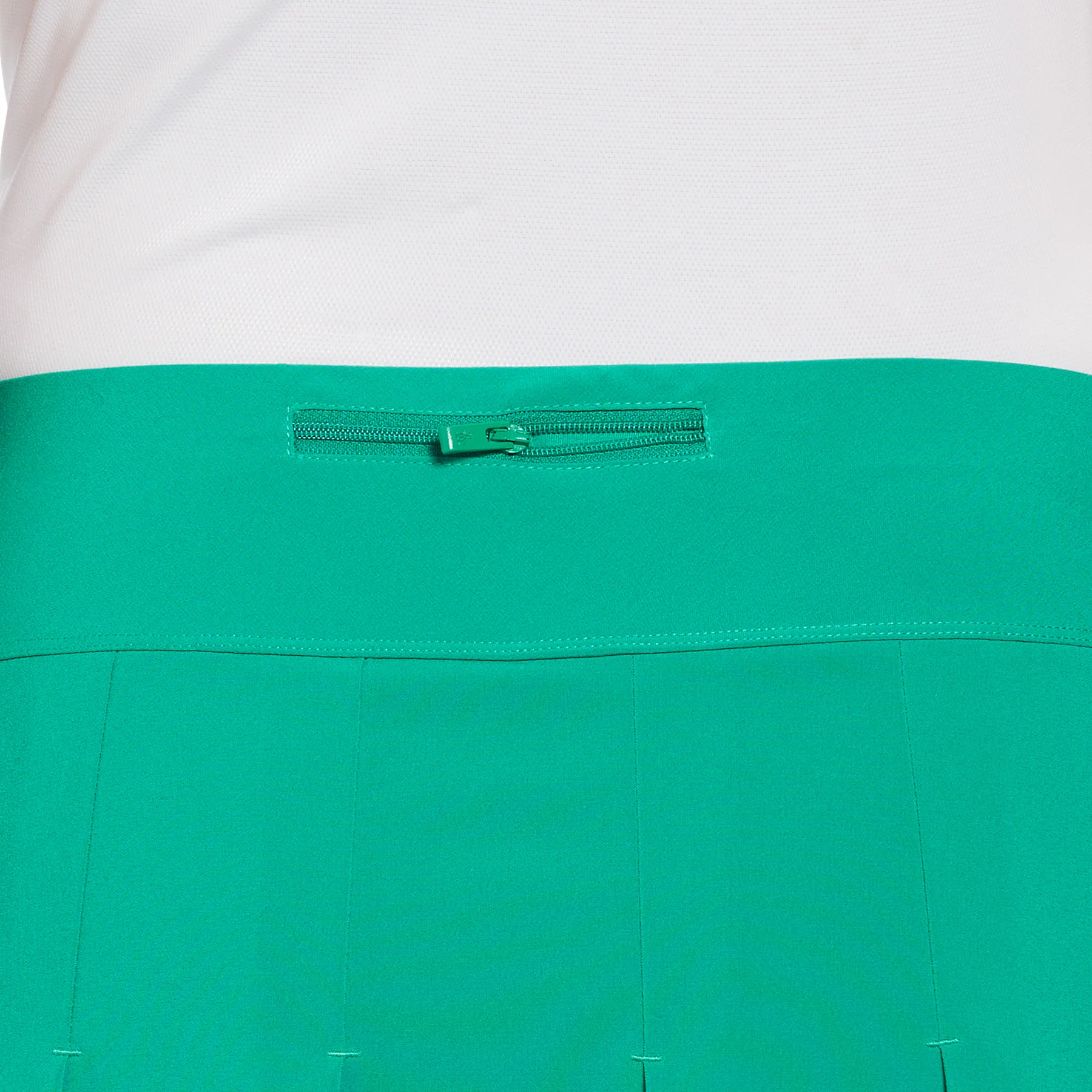 Women's 13" Contrast Hem Pleated Tennis Skort In Jelly Bean - Image 4