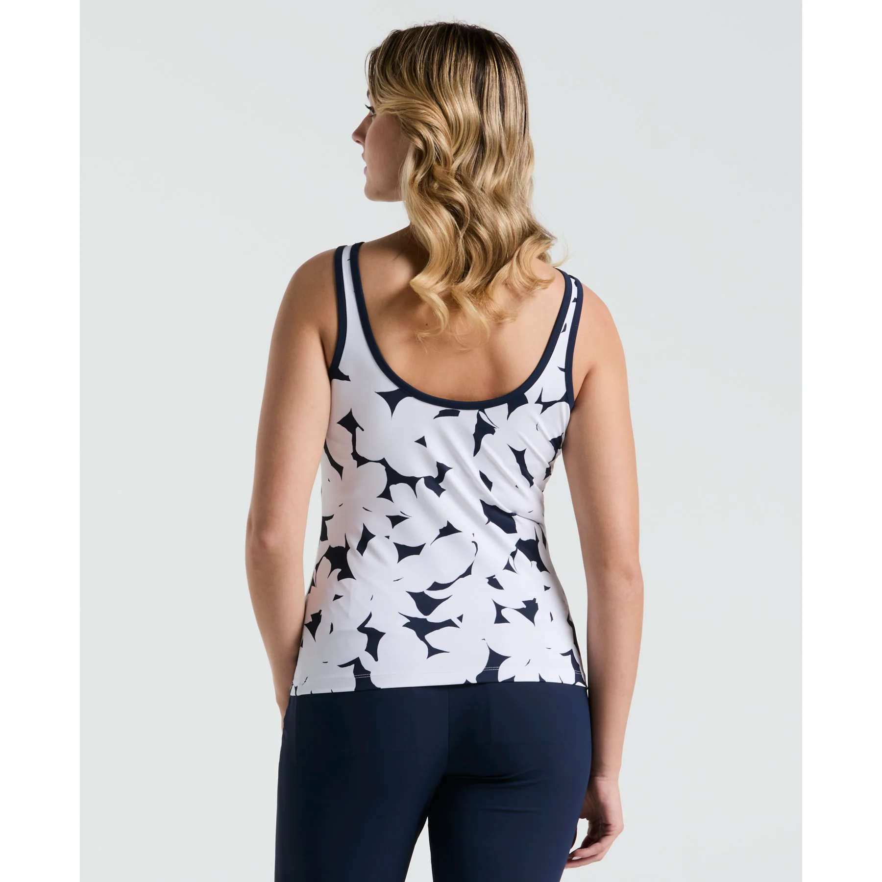 Women's Tennis Riviera Floral Print Tank Top In Black Iris - Image 2
